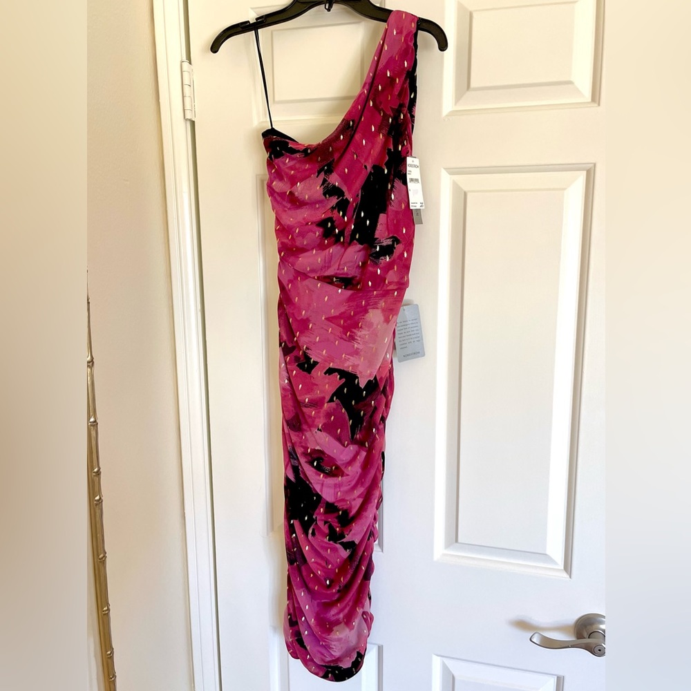 Love By Design One Shoulder Bodycon Dress